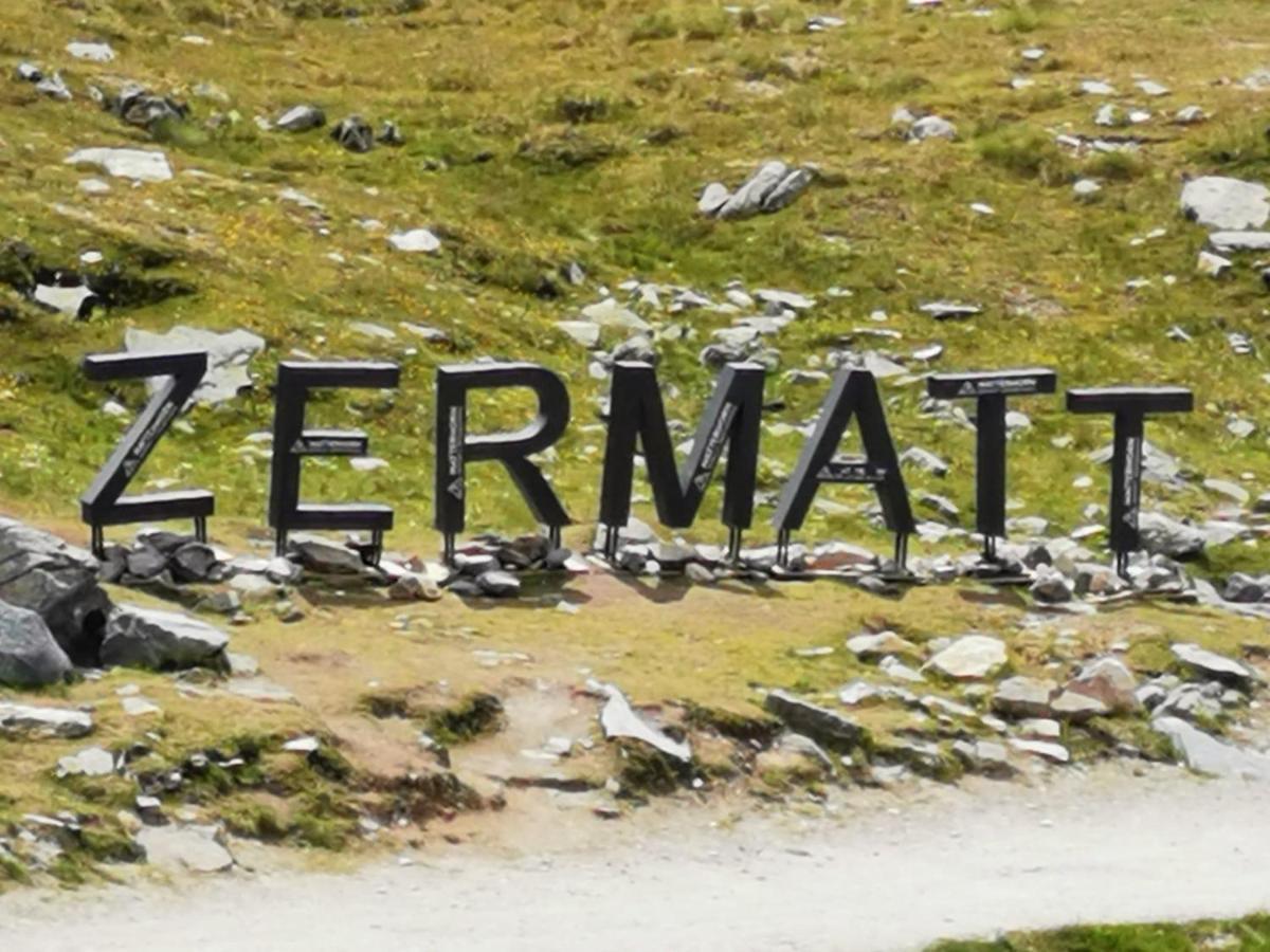 Emelie Zermatt 4**** Apartment Exterior photo